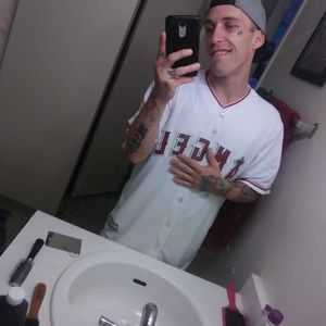 Meet your Posher, Adam